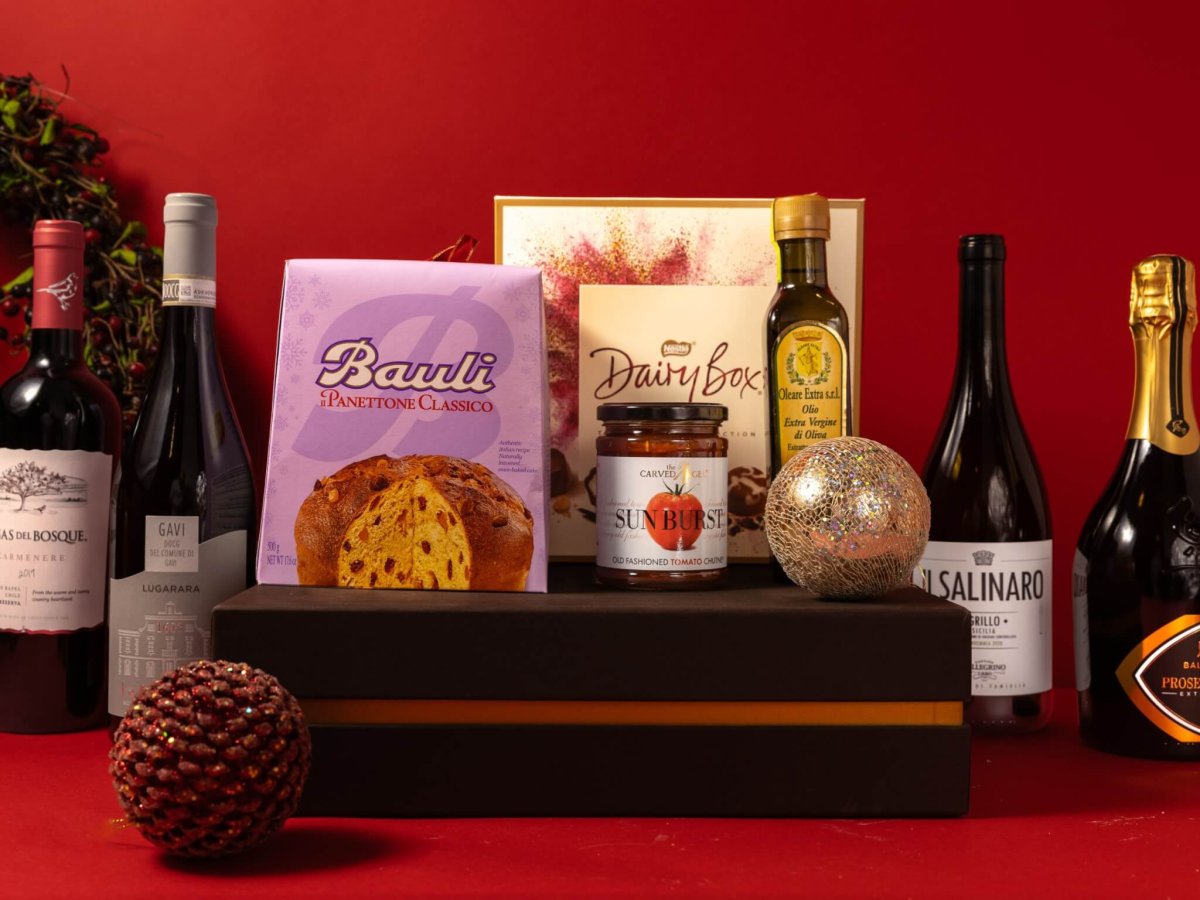 HAMPER 17 - BUBBLES & BAUBLES 2025 - Image 2