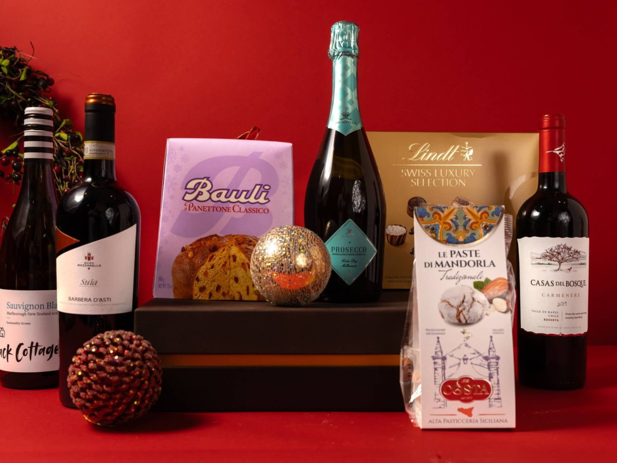 HAMPER 18 - CANDLELIGHT 2025 - Image 2
