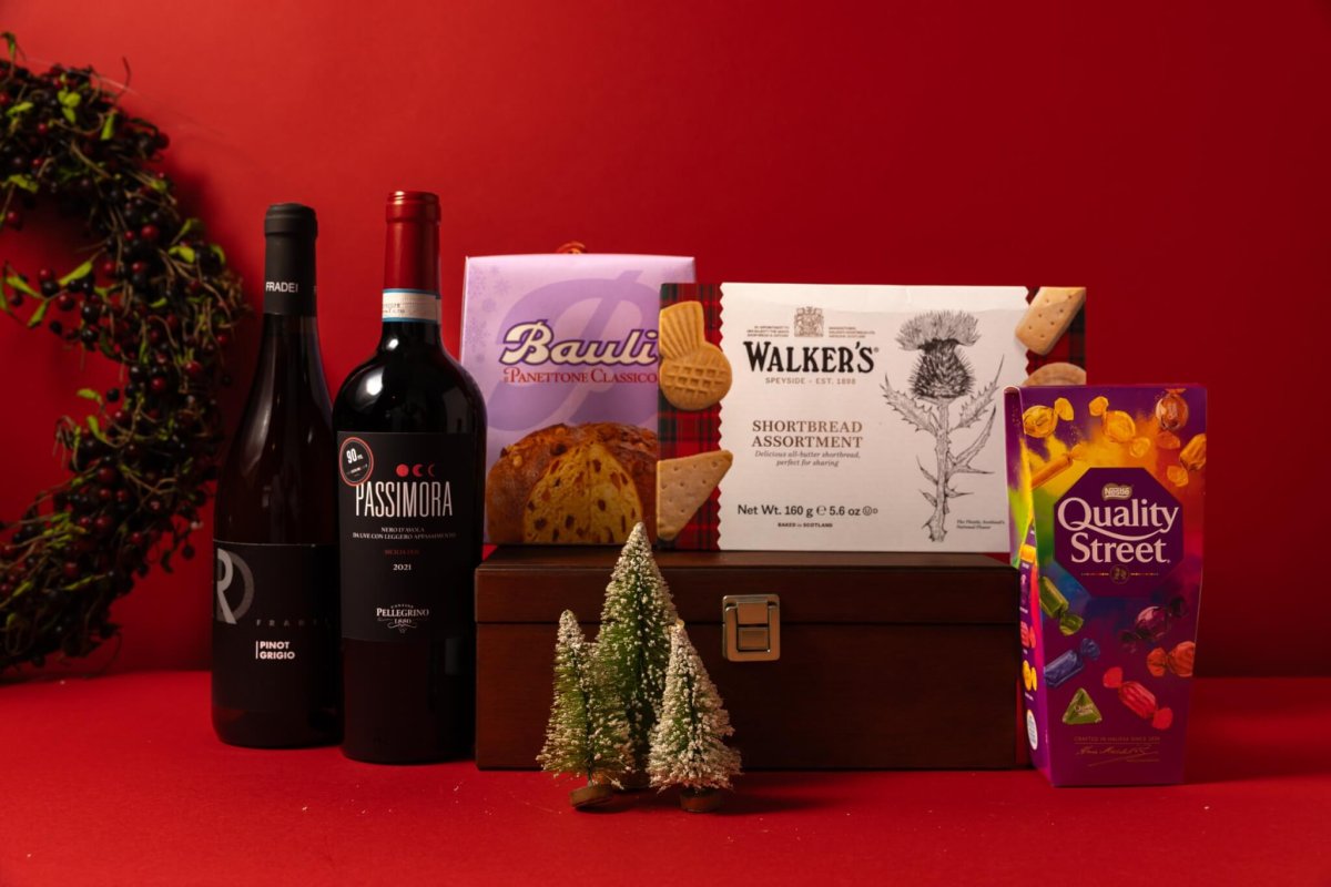 HAMPER 9 WINTER WARMER 2025 - Image 2