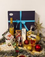 SLEIGH HAMPER 2025