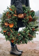 DOOR WREATH - GOLD 2025
